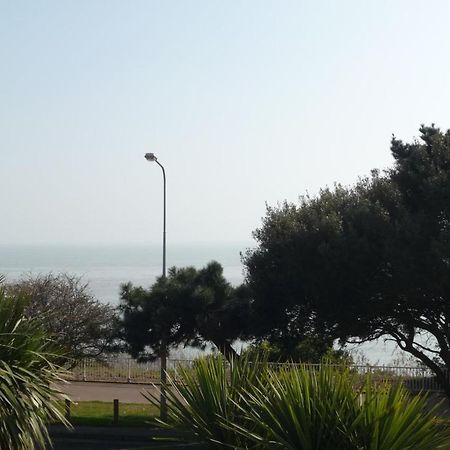Esplanade Hotel Clacton-on-Sea Ngoại thất bức ảnh
