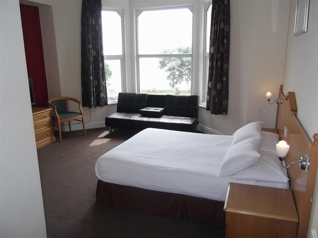 Esplanade Hotel Clacton-on-Sea Ngoại thất bức ảnh